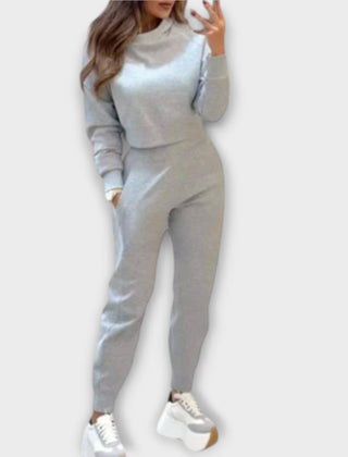 Light grey casual tracksuit set with cropped sweatshirt and matching jogger pants