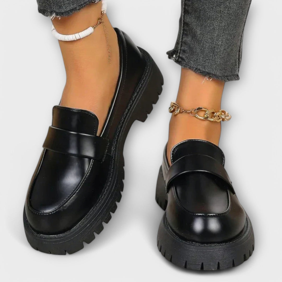 Zelvana – Moccasins with Satin Wedges