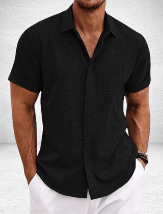 Men's short-sleeve classic-fit shirt in black, button-front with point collar