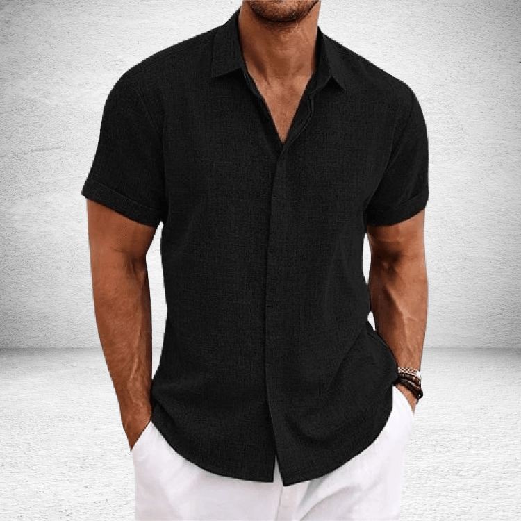 Men's short-sleeve classic-fit shirt in black, button-front with point collar