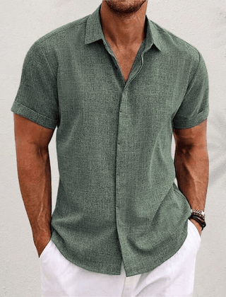 Men's short-sleeve classic-fit shirt in army green, button-front with point collar