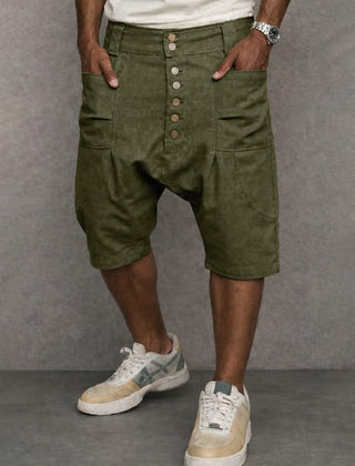 Casual drop-fit shorts in army green, front button placket and side pockets.