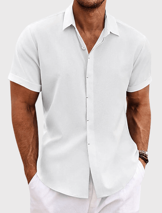 Men's short-sleeve classic-fit shirt in white, button-front with point collar