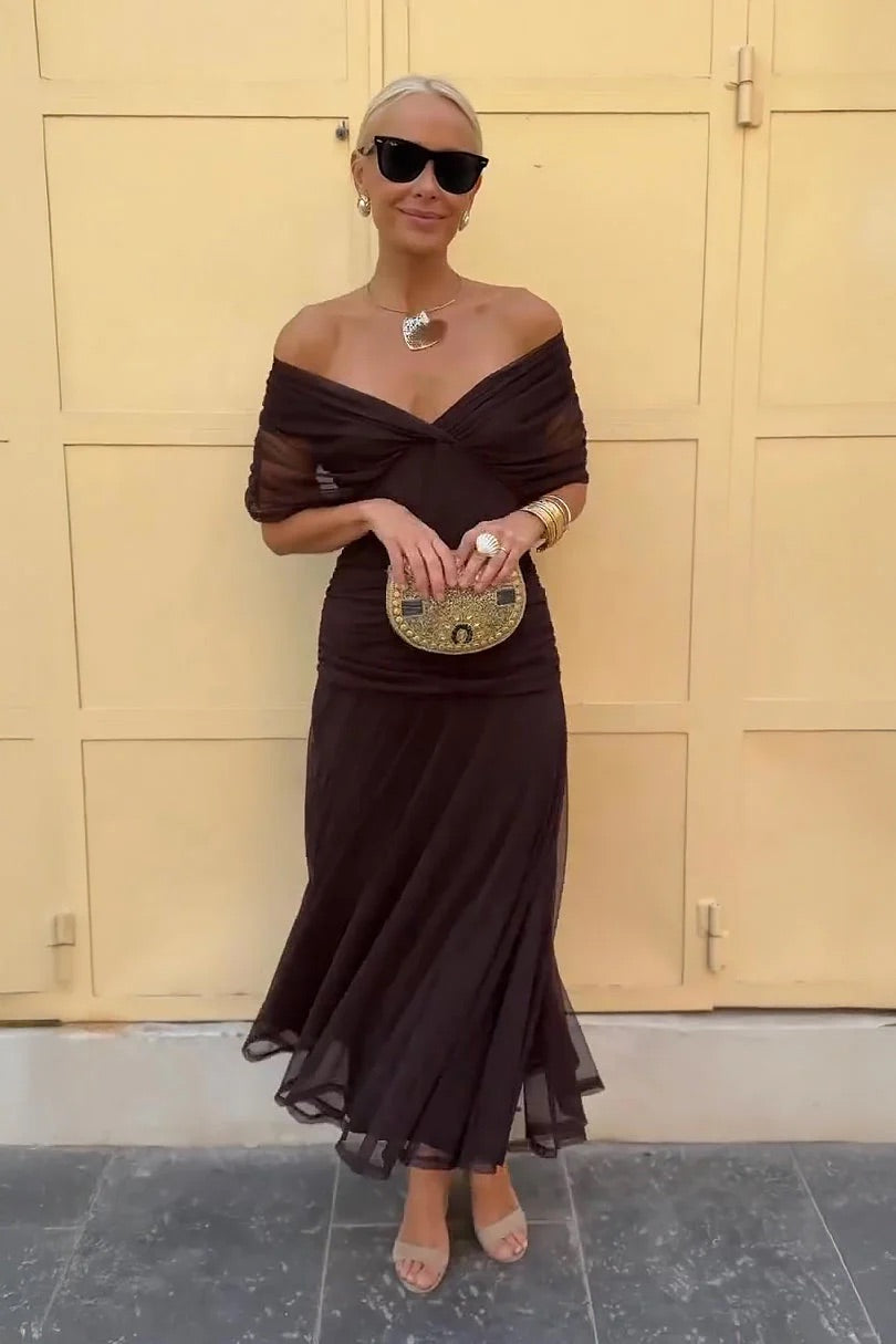Lydia™ | Elegant Off-Shoulder Maxi Dress