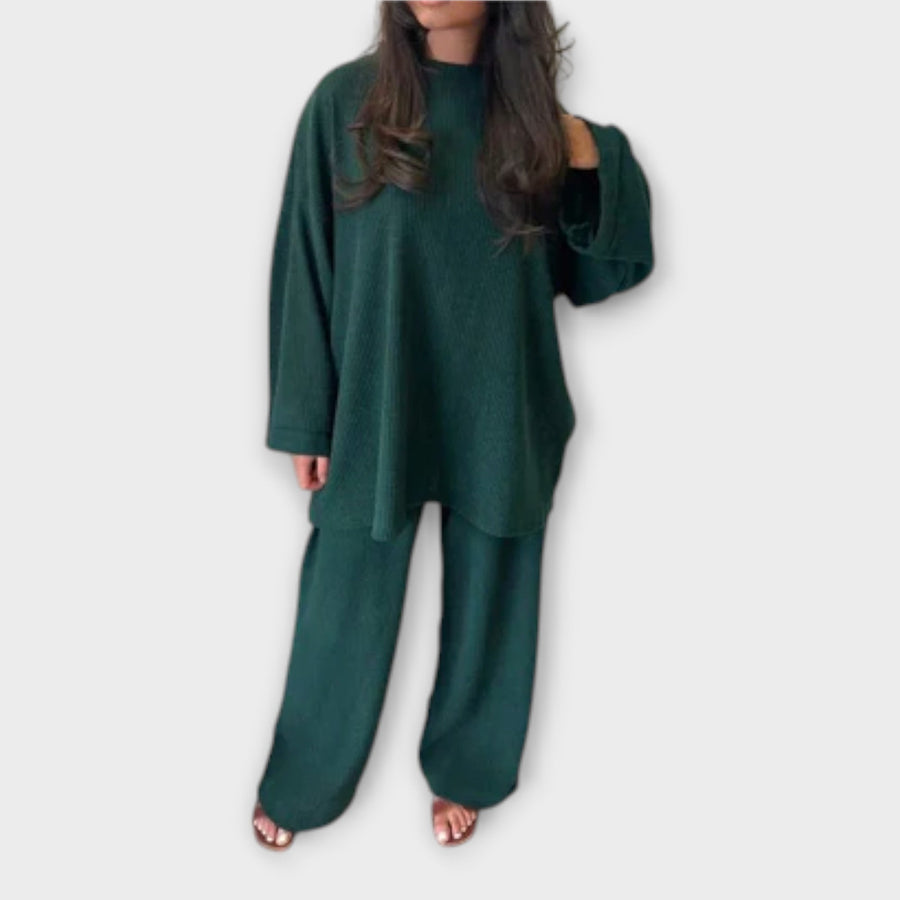 Plus size ribbed green top and wide-leg pants set