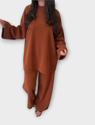 Plus size ribbed rust orange top and wide-leg pants set