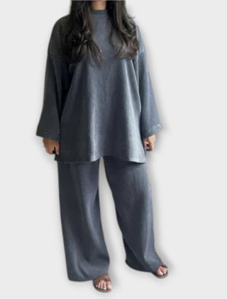 Plus size ribbed blue-gray top and wide-leg pants set